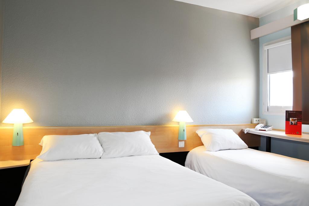 Ibis Orange Centre Hotel Bagian luar foto